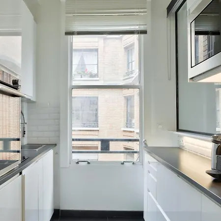 Apartment Splendid In The Heart Of The Chic 16th