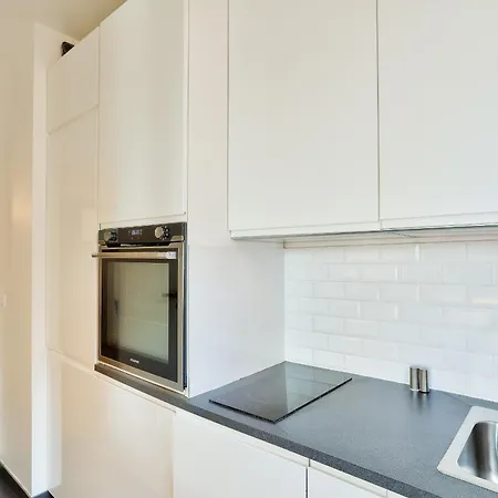 Splendid In The Heart Of The Chic 16th Apartment